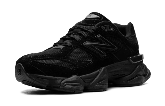 New Balance 9060 Triple Black