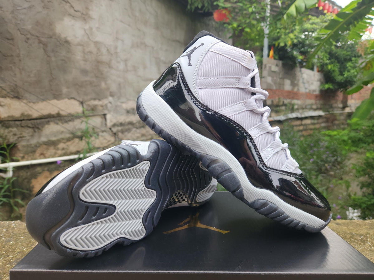 Air Jordan 11 Grey-Black Sneakers