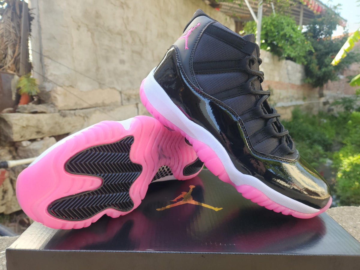 Air Jordan 11 Retro Black-Rose Red Sneakers