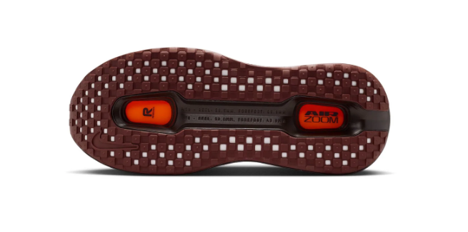Nike Vomero Premium x RENEGADE (240)