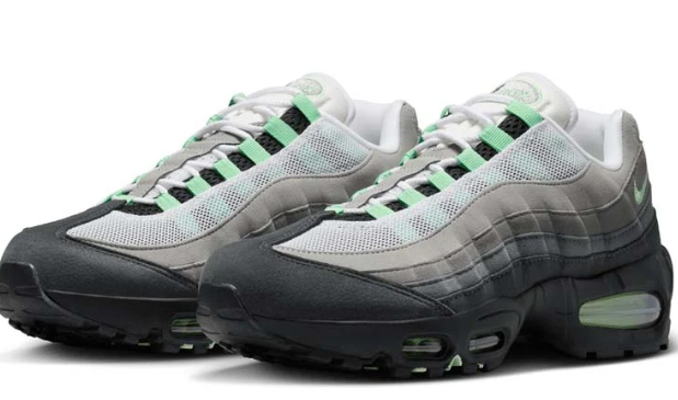 Women's Nike Air Max 95 OG - Black/Fresh Mint