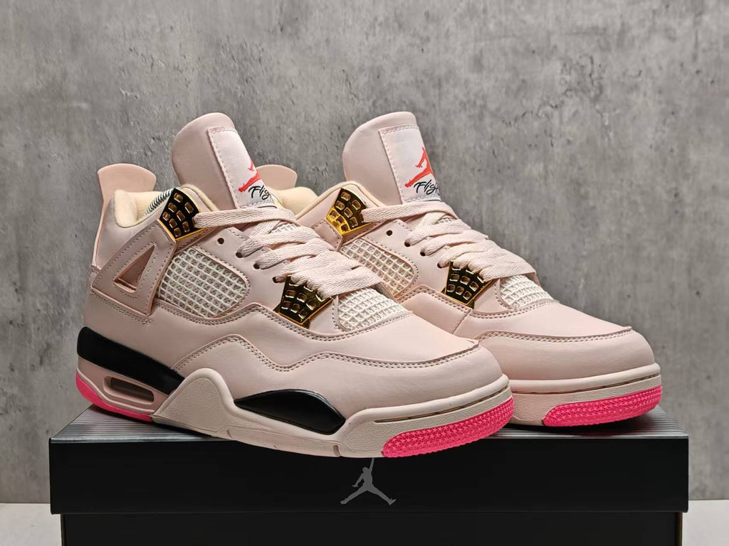 Air Jordan 4 Beige Sneakers