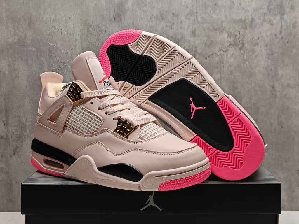Air Jordan 4 Beige Sneakers